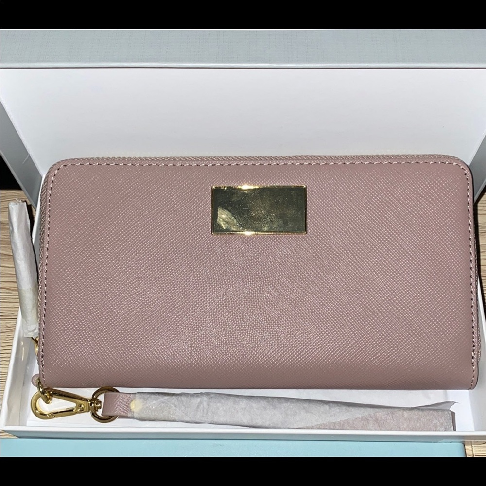 Leather Wristlet Wallet NIB Lilac